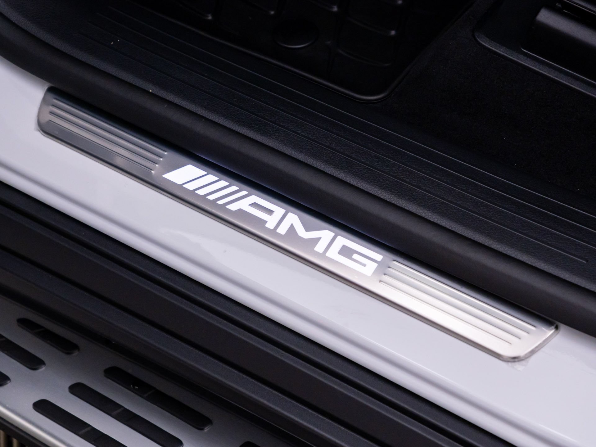 New 2026 Mercedes-Benz GLE 53 AMG 4MATIC image 16