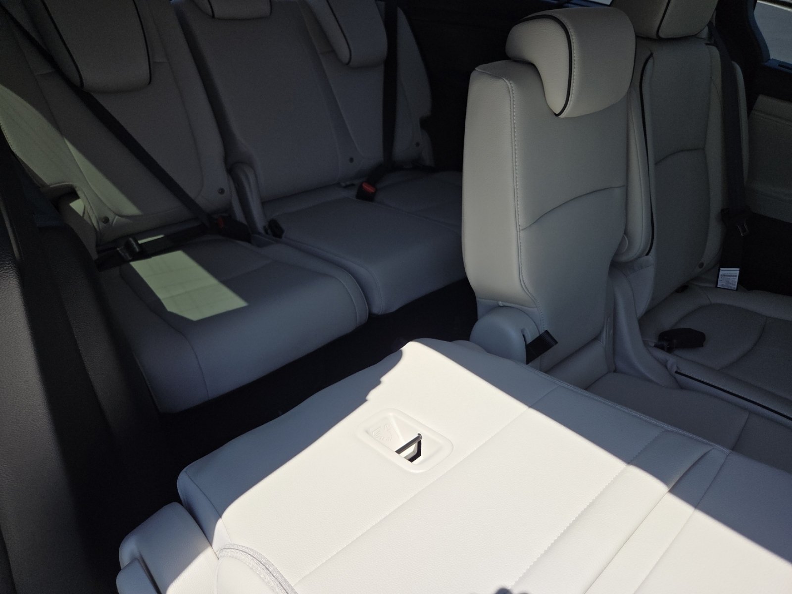 New 2026 Honda Odyssey Touring image 28