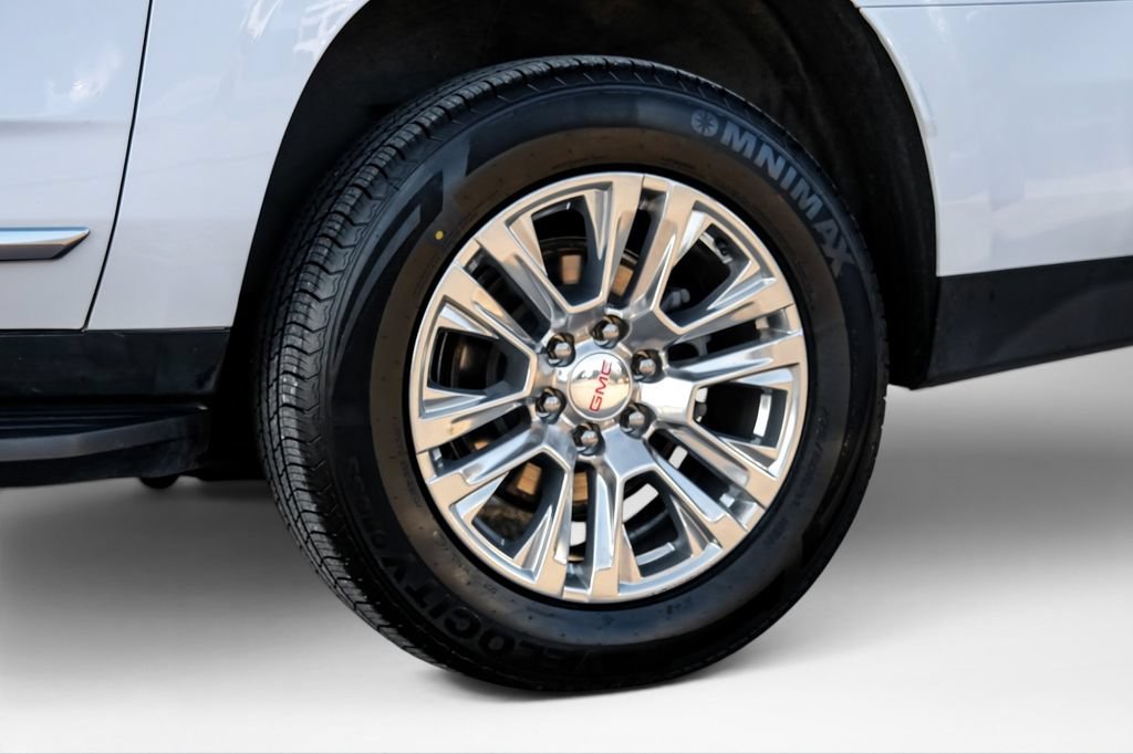 Used 2024 GMC Yukon XL Denali AWD/4WD image 70