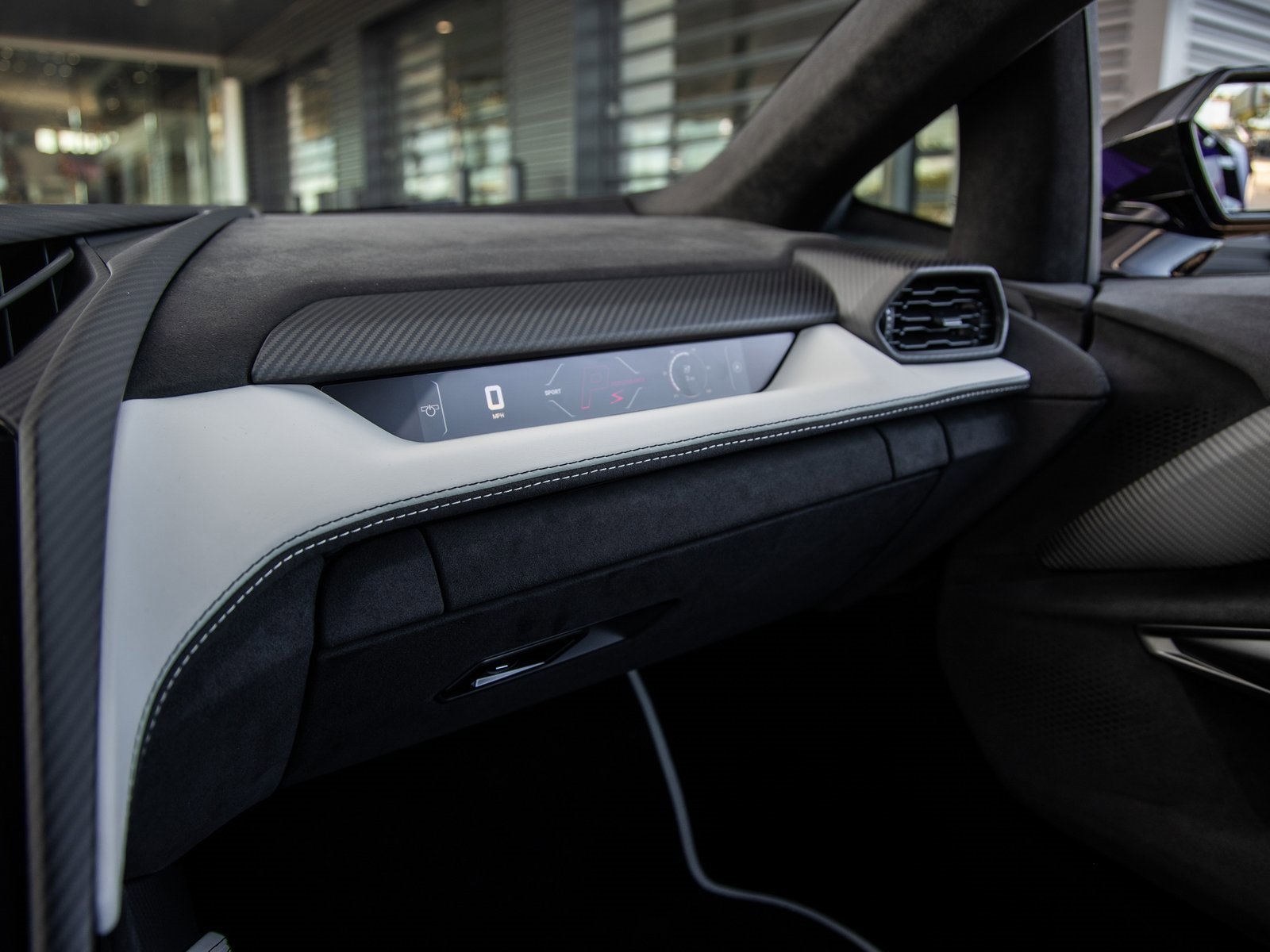 Used 2024 Lamborghini Revuelto image 42