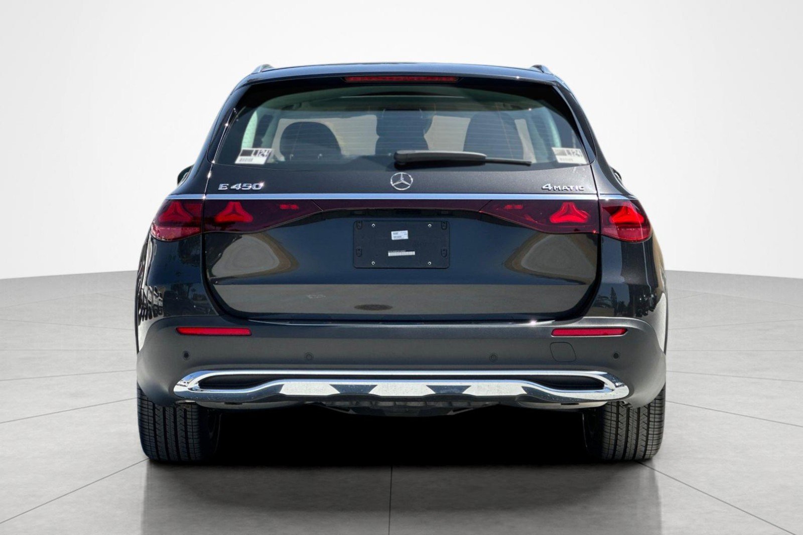 Used 2025 Mercedes-Benz E 450 4MATIC All-Terrain Wagon image 4