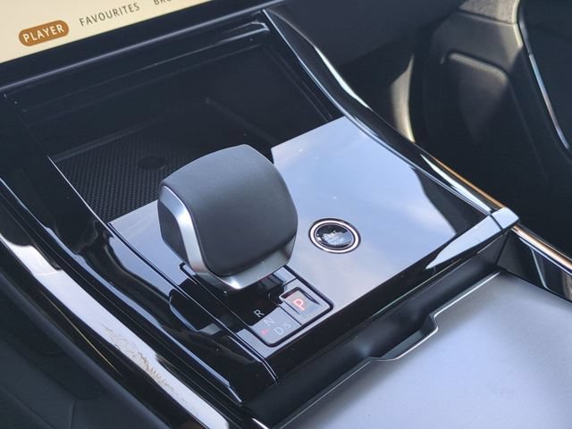 New 2027 Land Rover Range Rover Sport Dynamic SE AWD/4WD image 9