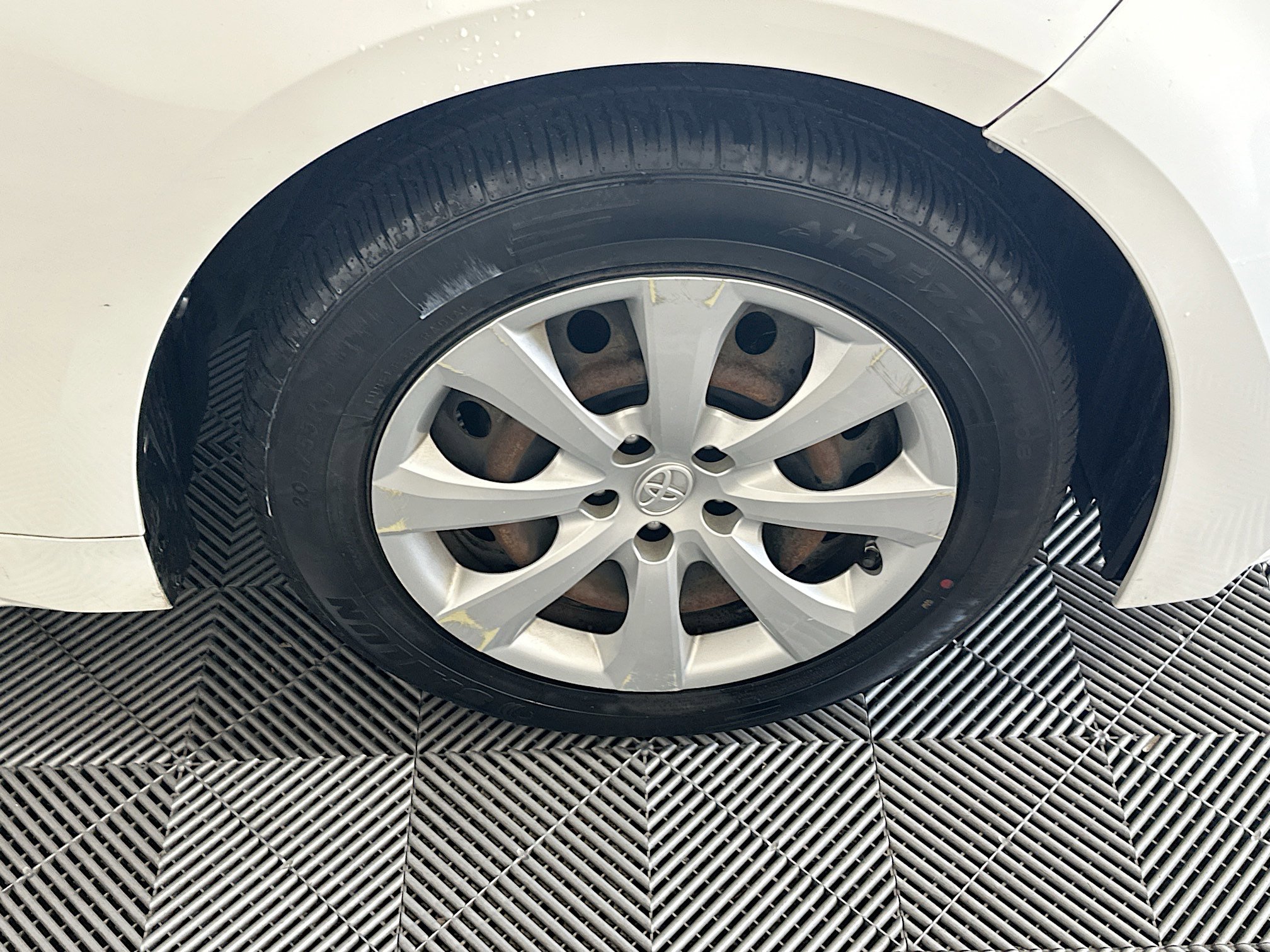 Used 2021 Toyota Corolla LE FWD image 11