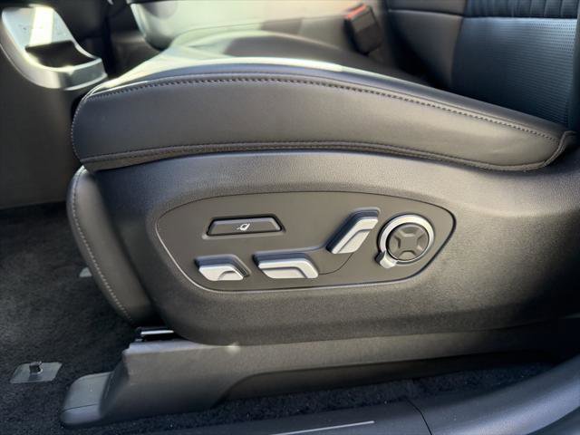 New 2026 Hyundai Ioniq 9 Calligraphy image 14