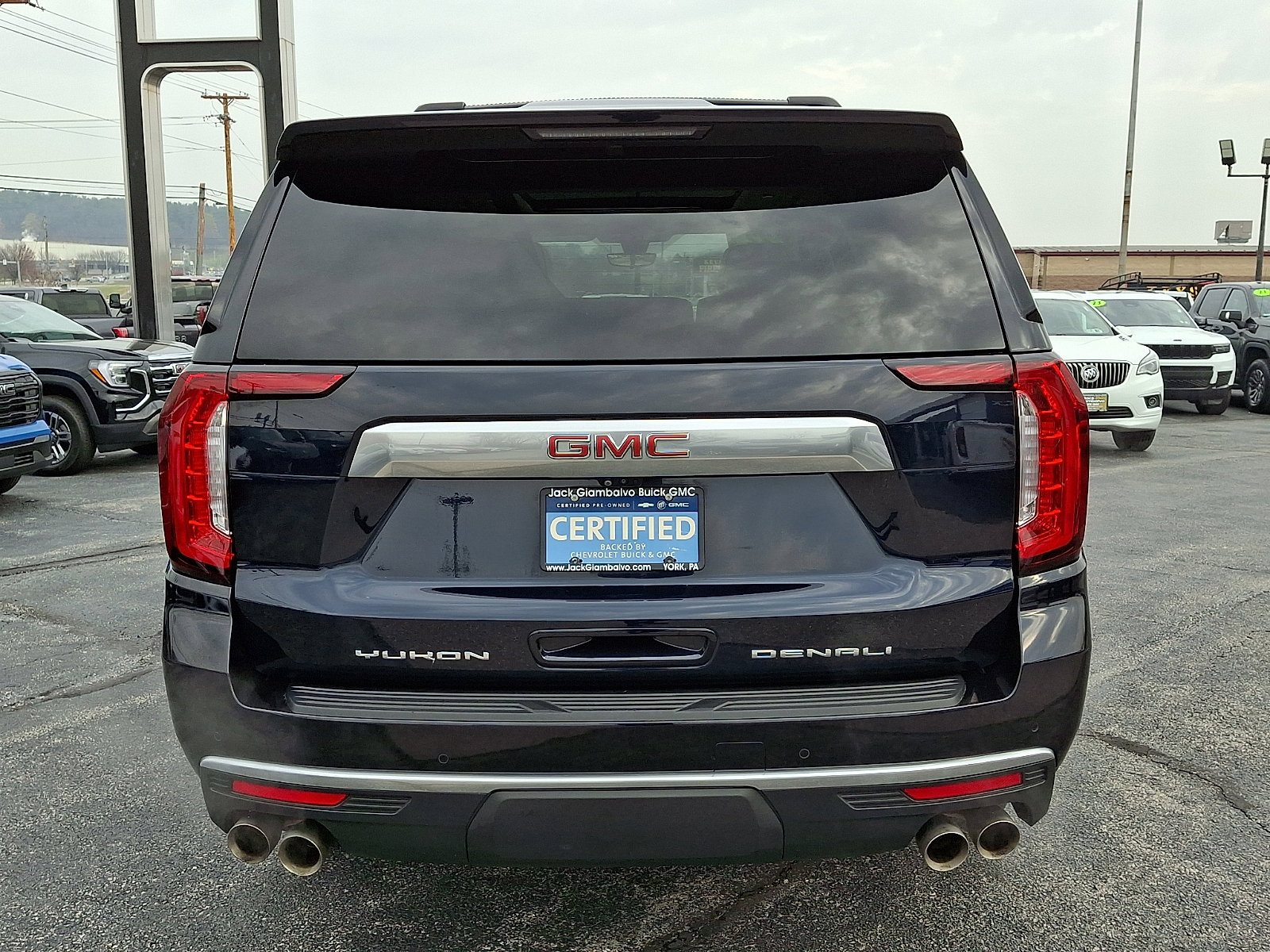 Certified 2022 GMC Yukon Denali w/ Denali Premium Package image 6