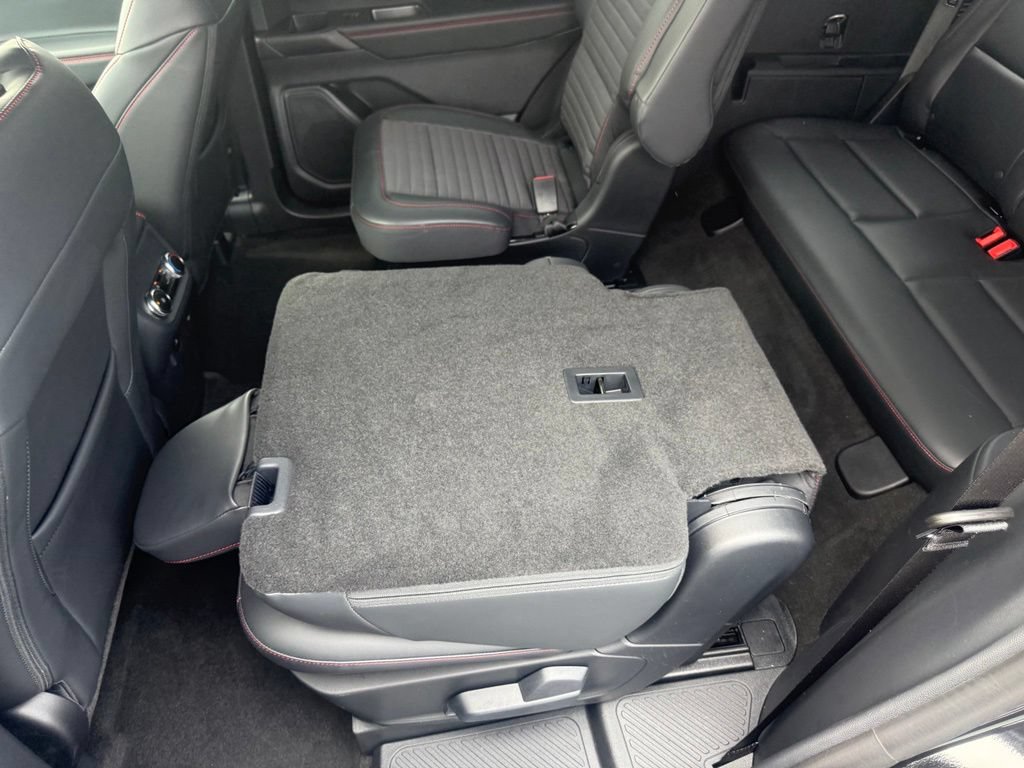 New 2026 Ford Explorer ST-Line AWD/4WD image 34