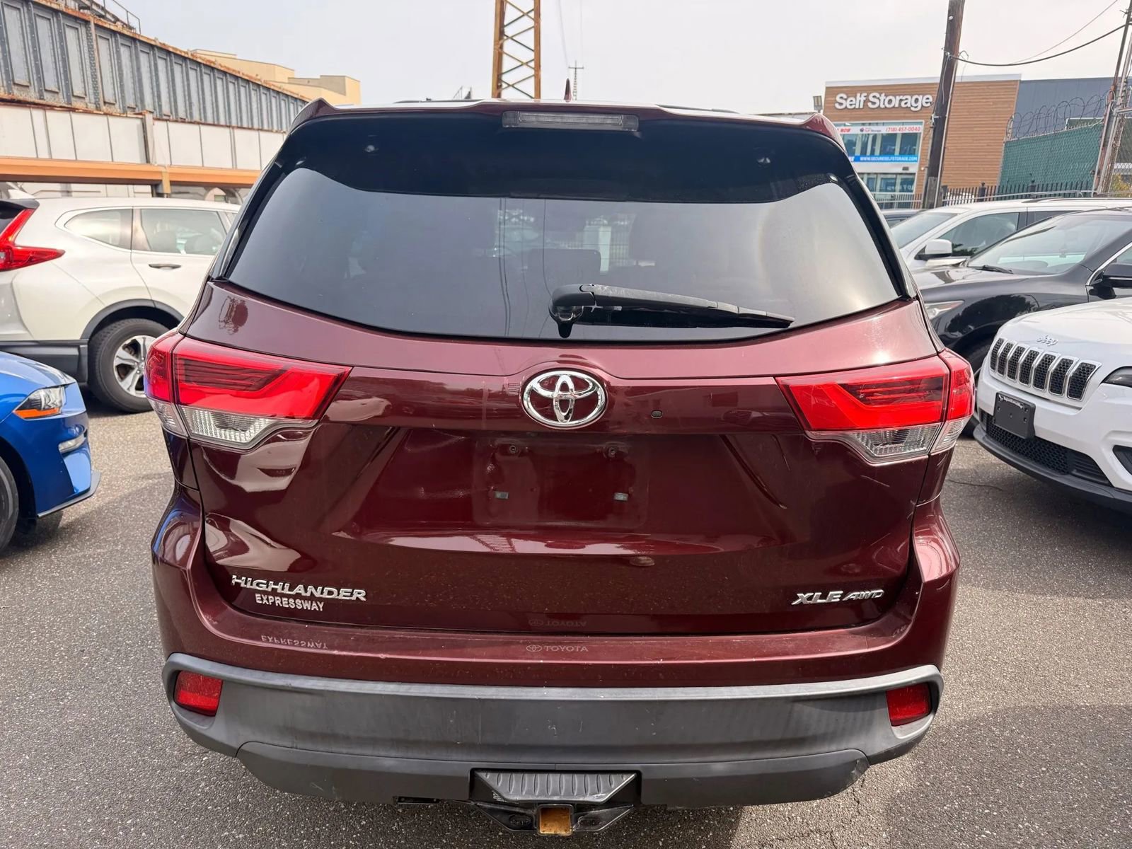 Used 2019 Toyota Highlander XLE image 6