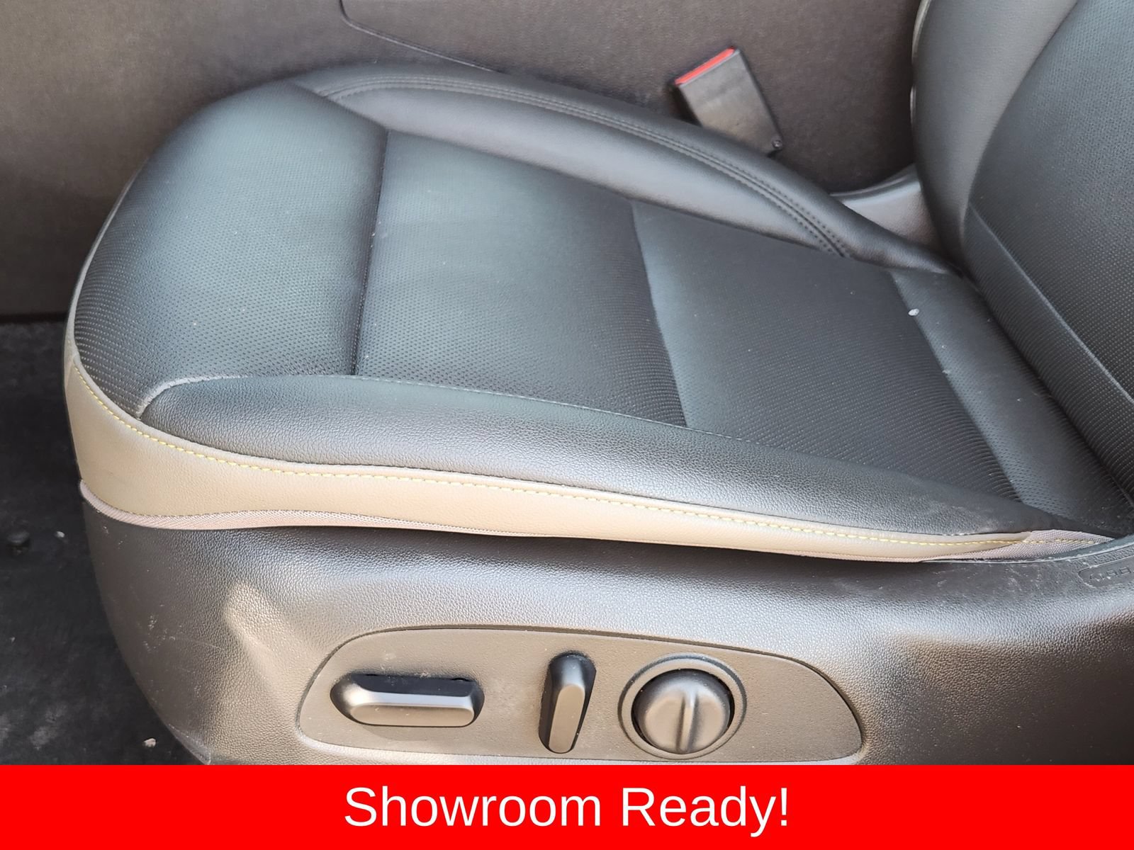 Used 2024 Chevrolet Trax ACTIV w/ Driver Confidence Package FWD image 32