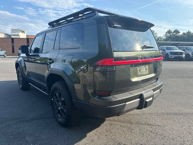 Used 2024 Lexus GX 550 AWD/4WD image 3