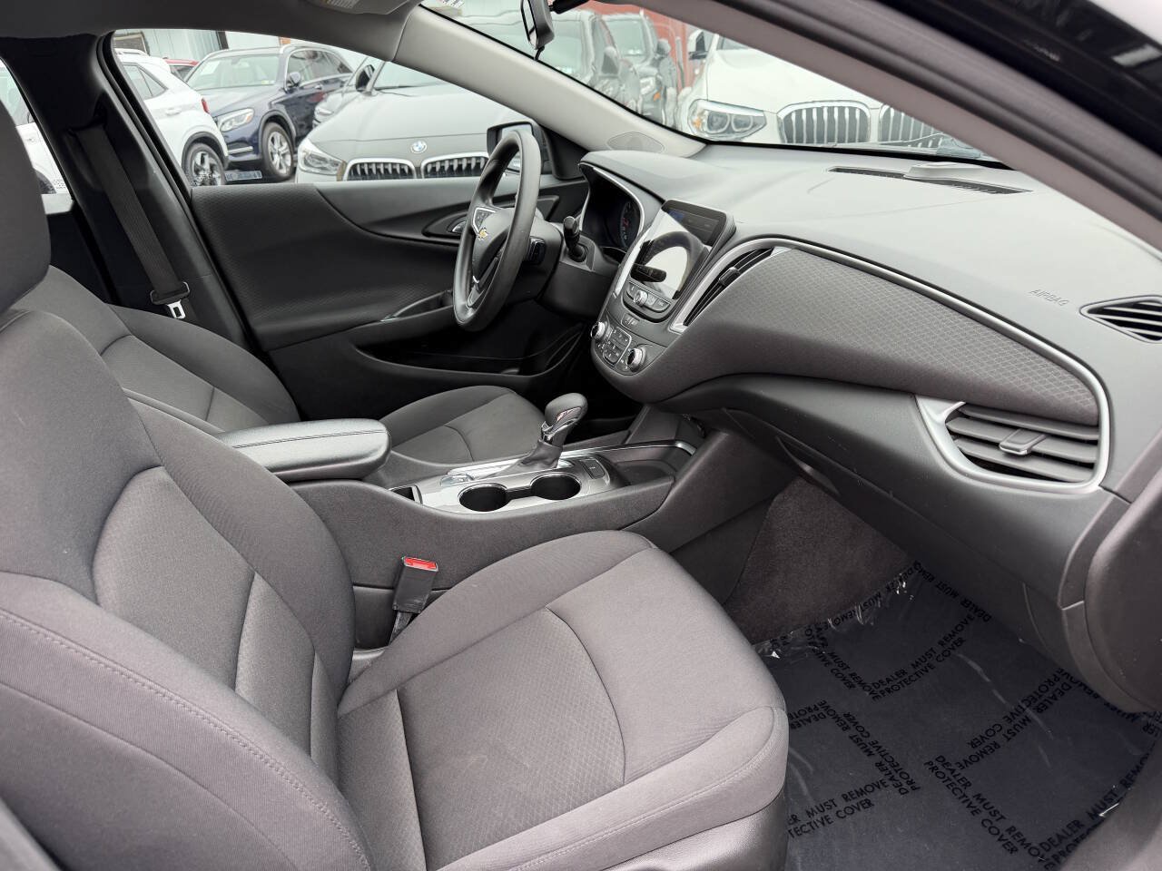 Used 2022 Chevrolet Malibu LT FWD image 13