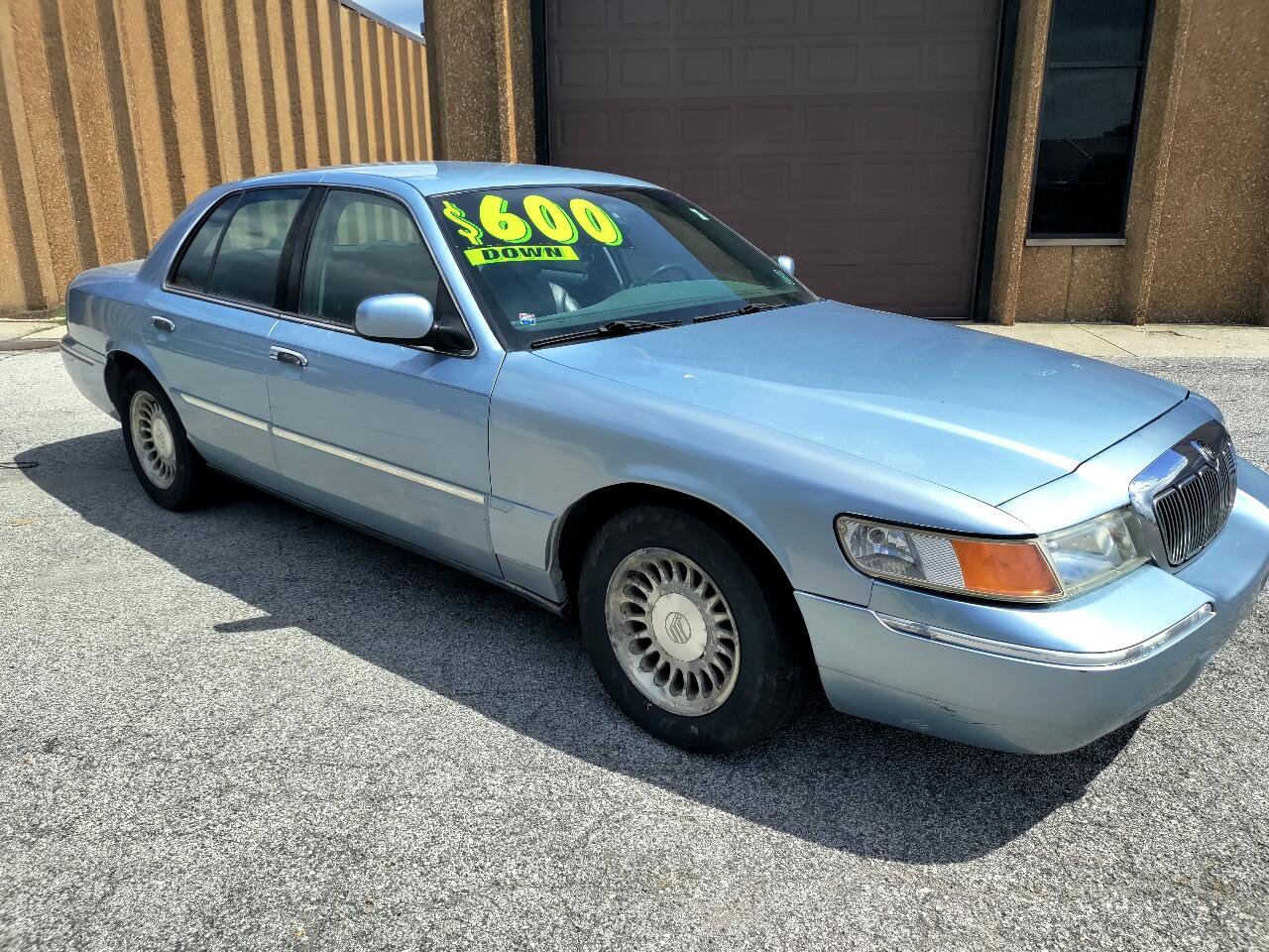 Used 2001 Mercury Grand Marquis LS image 2