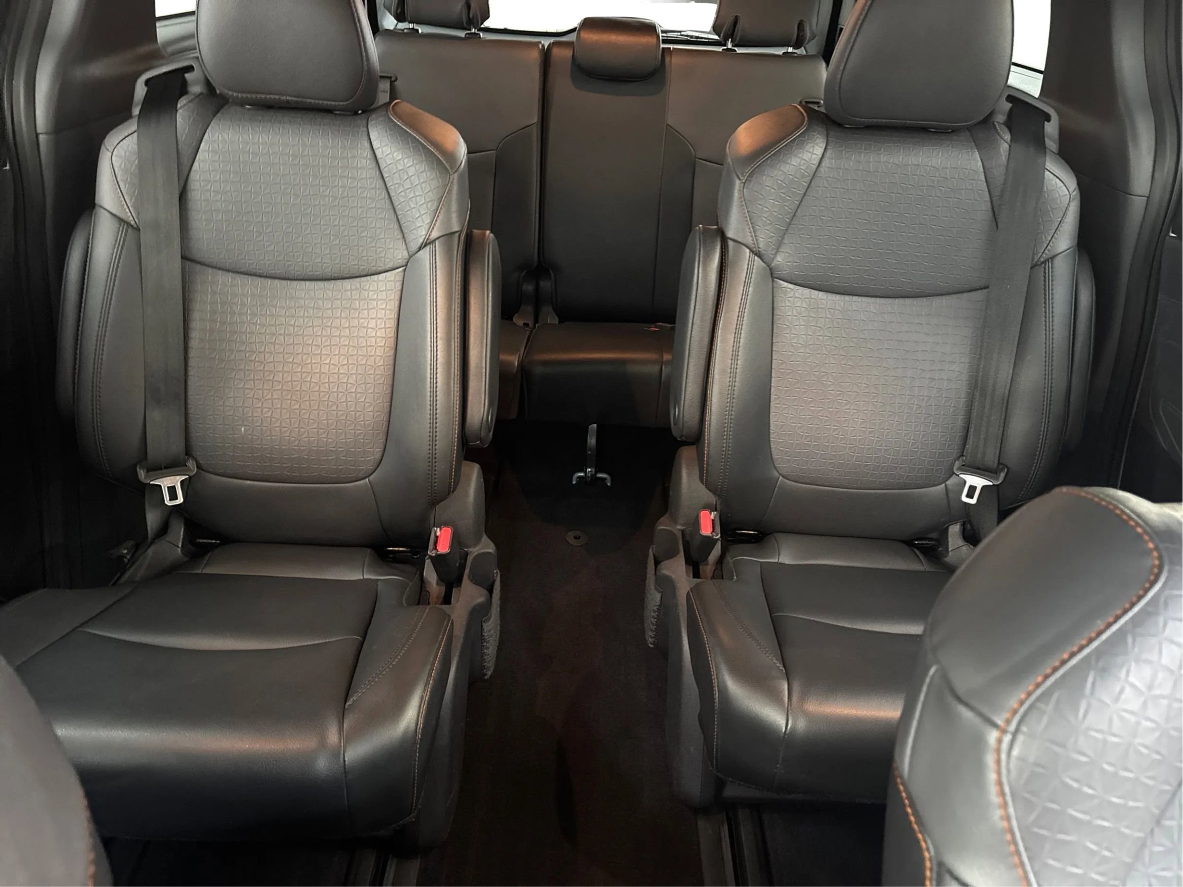 Used 2021 Toyota Sienna XSE w/ XSE Plus Package AWD/4WD image 50