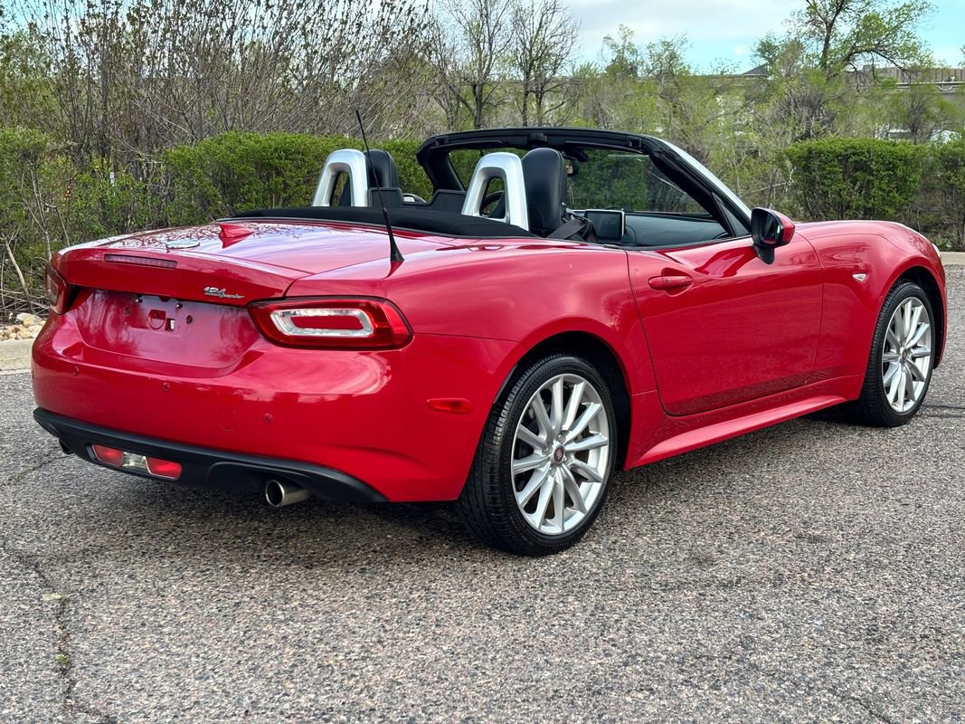 Used 2017 FIAT 124 Spider Lusso image 10