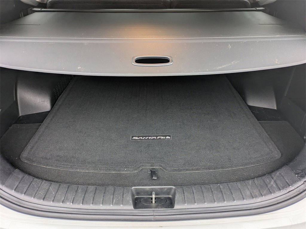 Used 2019 Hyundai Santa Fe Limited image 7