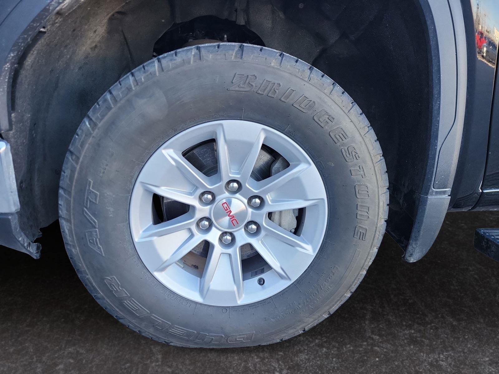 Used 2024 GMC Sierra 1500 Pro w/ Pro Value Package image 25