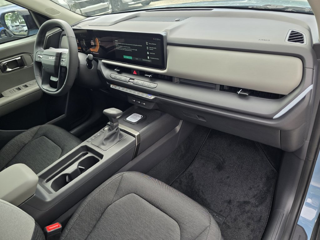 New 2027 Kia Seltos S FWD image 11