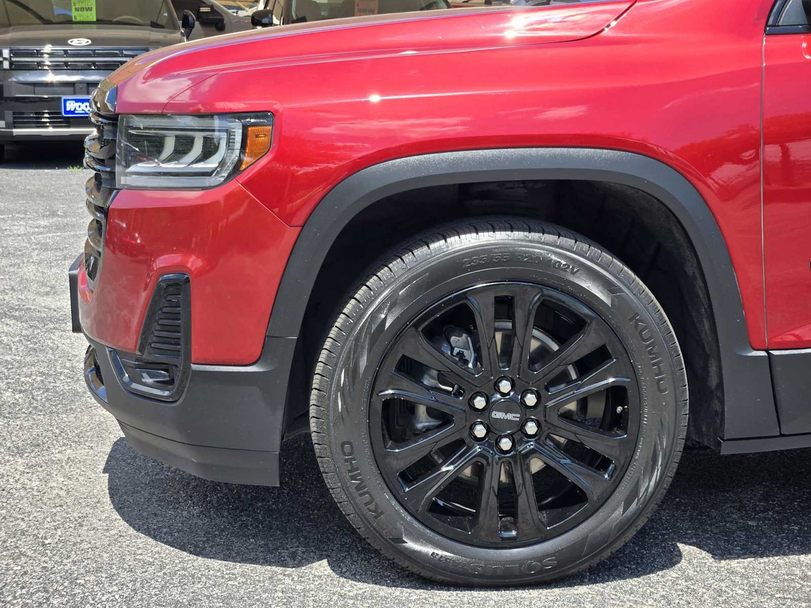 Certified 2023 GMC Acadia SLT w/ Elevation Edition FWD image 8
