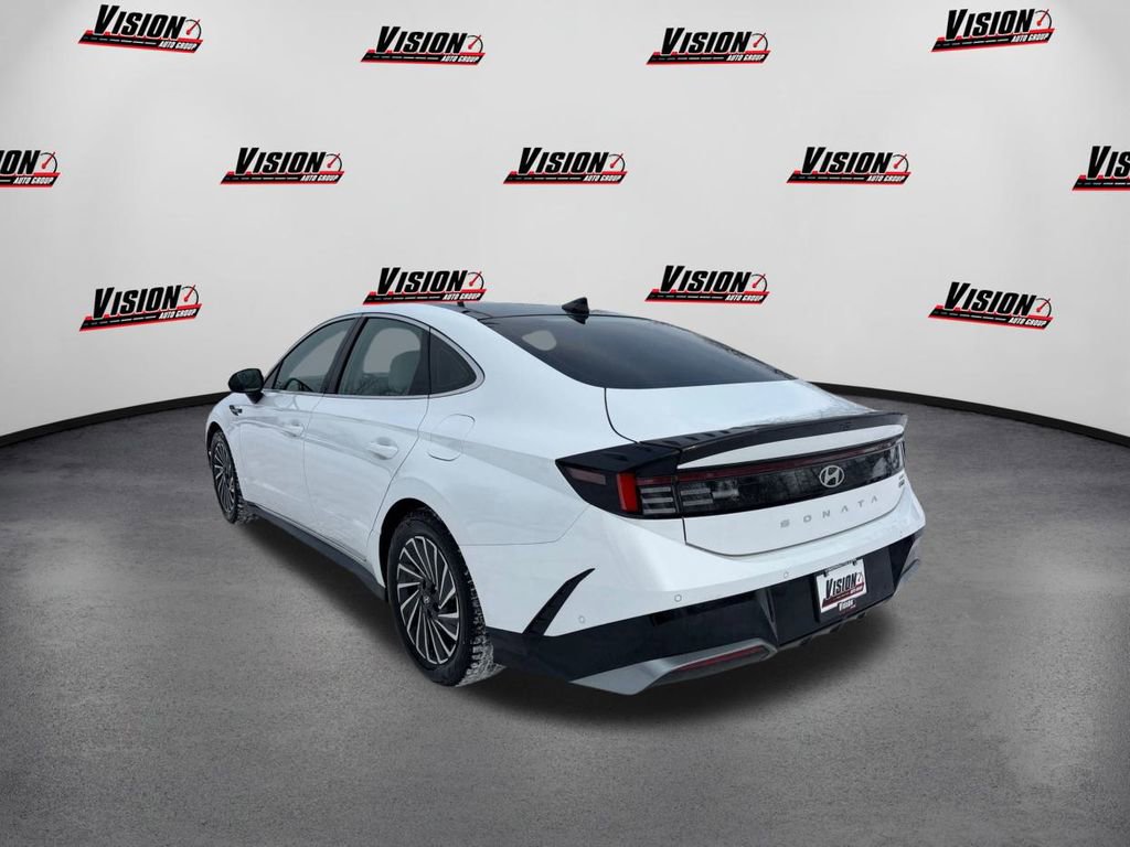Used 2025 Hyundai Sonata Limited image 7