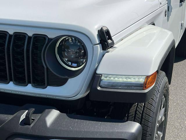 New 2026 Jeep Gladiator Sport AWD/4WD image 7