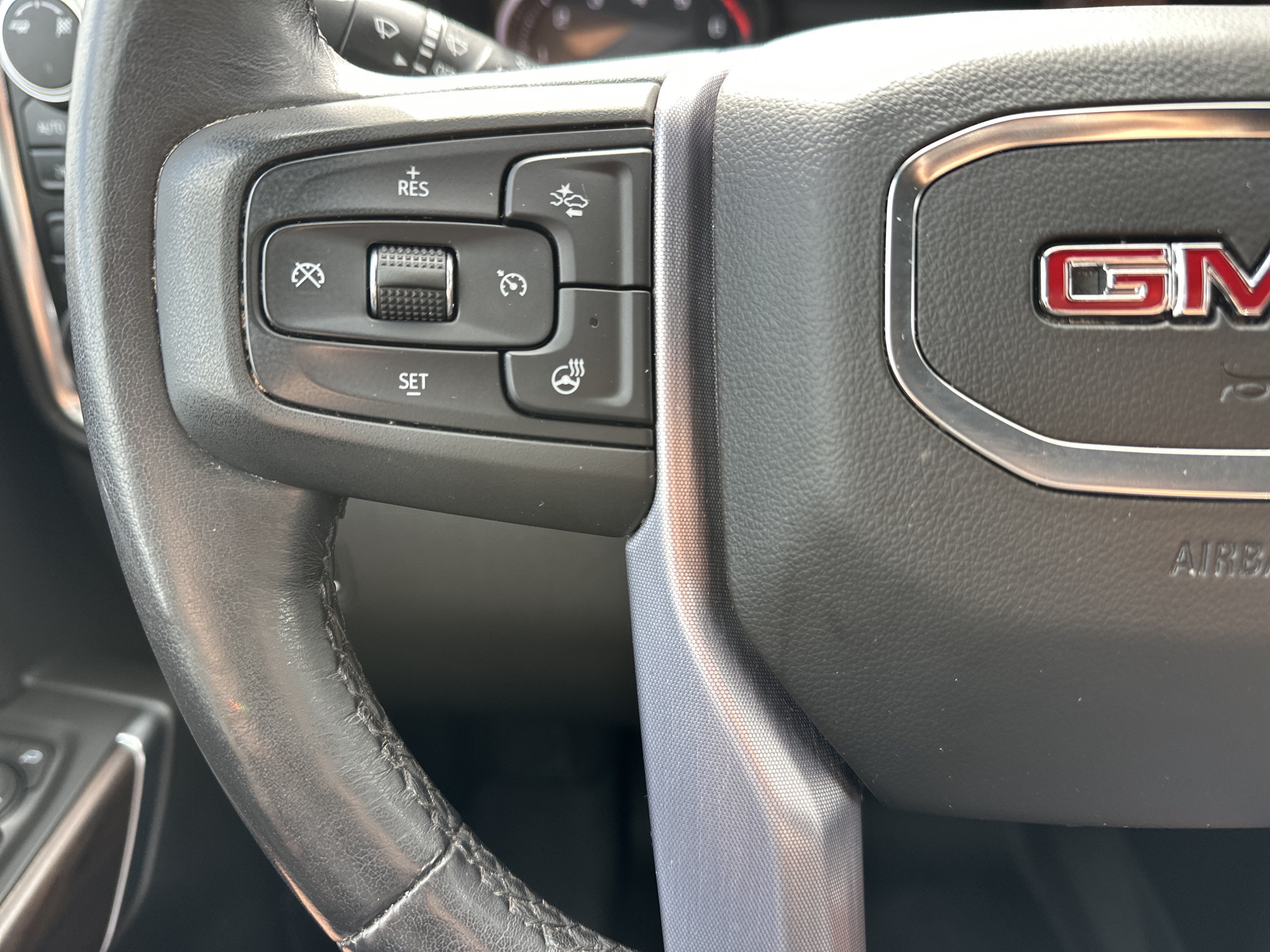 Used 2019 GMC Sierra 1500 SLT w/ SLT Premium Plus Package AWD/4WD image 18