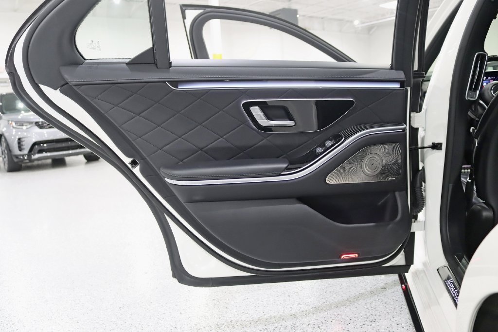 Used 2021 Mercedes-Benz S 580 4MATIC Sedan image 36