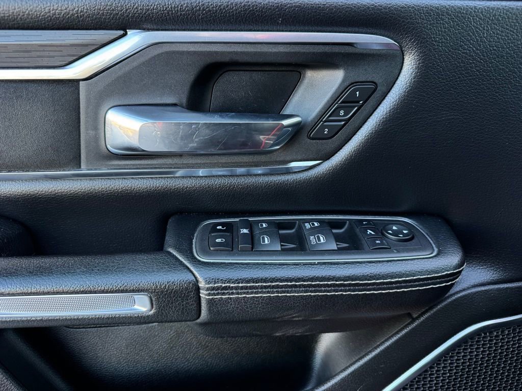 Used 2024 RAM 1500 Laramie image 37