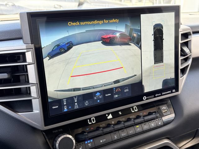 Used 2022 Toyota Tundra Limited AWD/4WD image 15