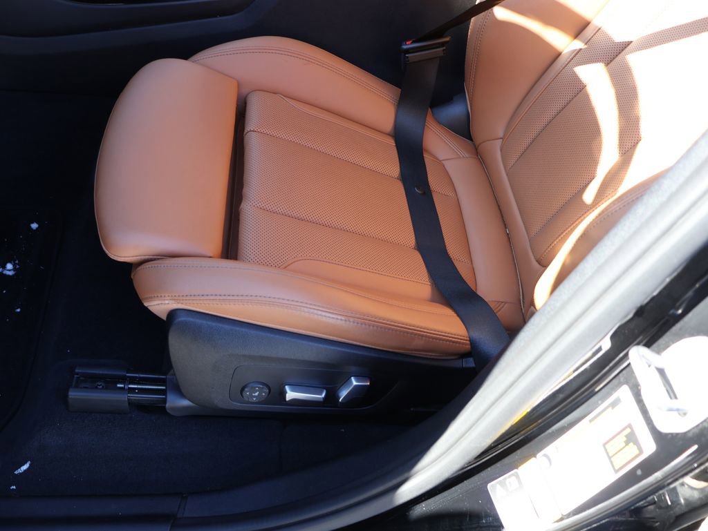 New 2026 Volkswagen Taos SE image 54