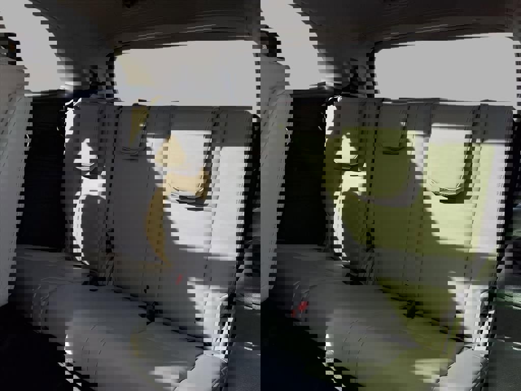 New 2026 Subaru Ascent Limited image 17