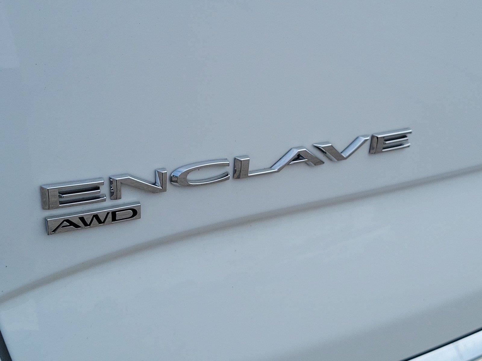 Used 2023 Buick Enclave Essence AWD/4WD image 6