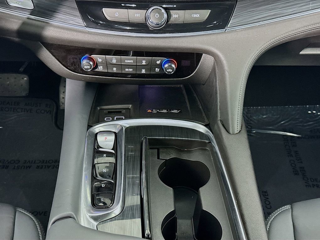 Used 2024 Buick Enclave Premium image 41