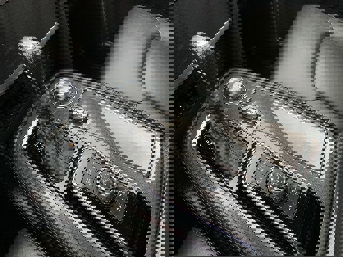 Used 2023 Nissan Armada SV image 28