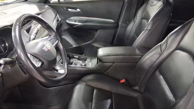 Used 2022 Cadillac XT4 Premium Luxury w/ Safety Alert Package image 9