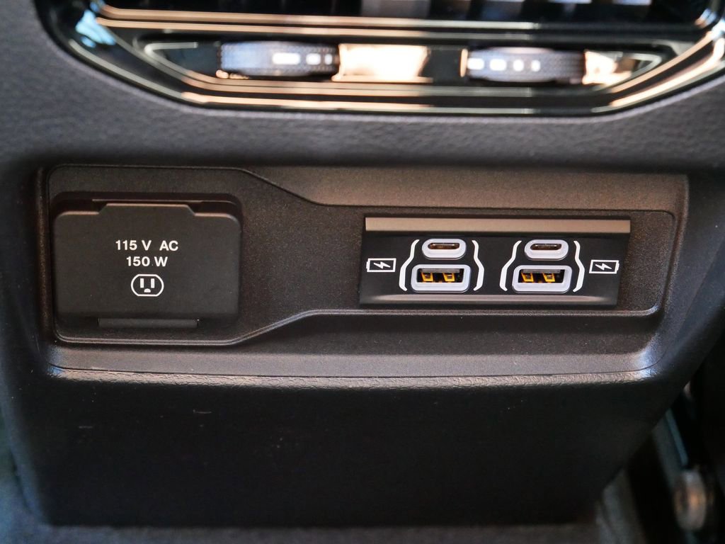 New 2025 Jeep Grand Cherokee Laredo image 21