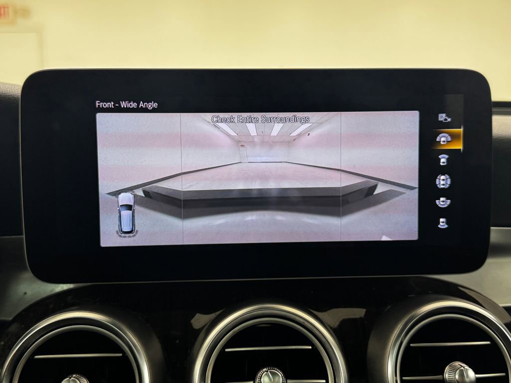 Used 2020 Mercedes-Benz GLC 350e 4MATIC image 24