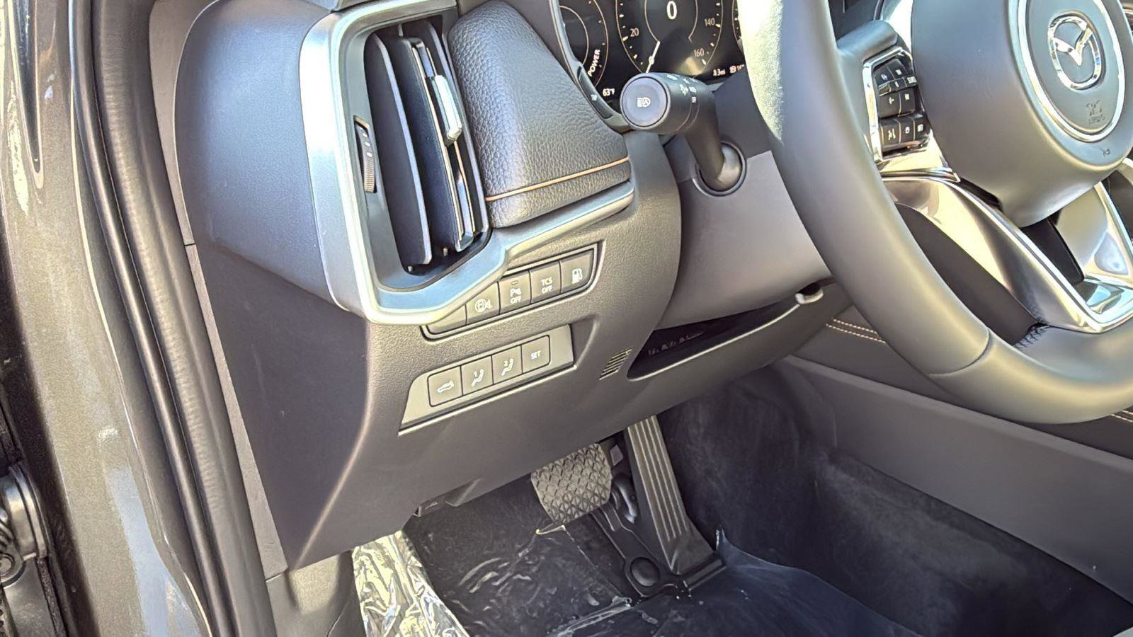 New 2026 MAZDA CX-90 Plug-In Hybrid w/ Preferred image 7