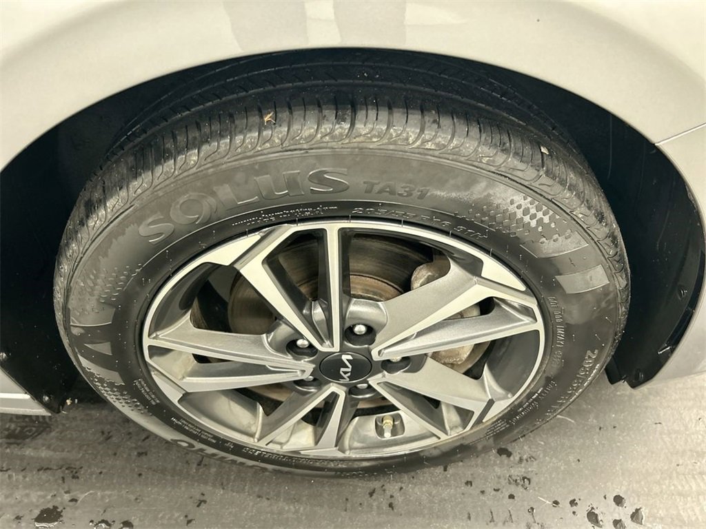 Certified 2024 Kia Forte LXS image 8