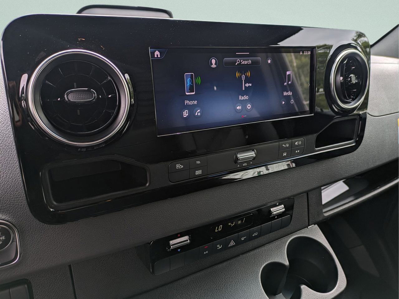 New 2026 Mercedes-Benz Sprinter 2500 image 9