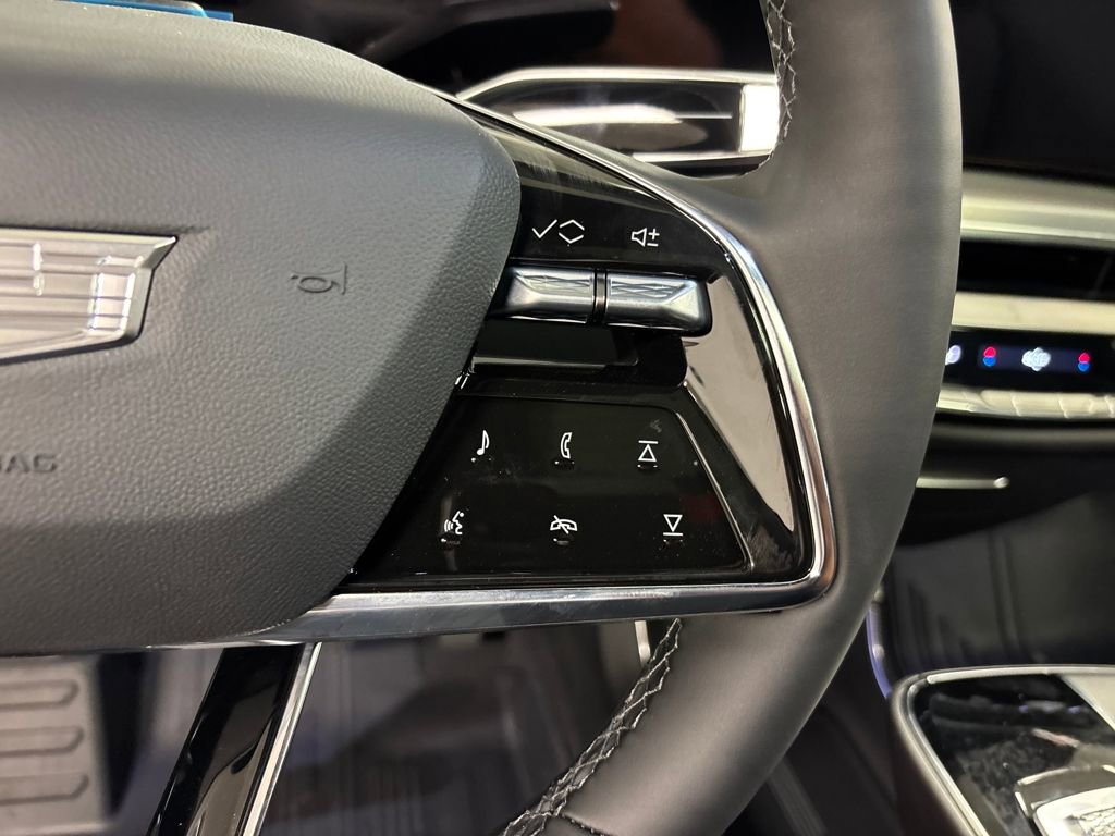 New 2026 Cadillac Lyriq Premium Luxury image 32