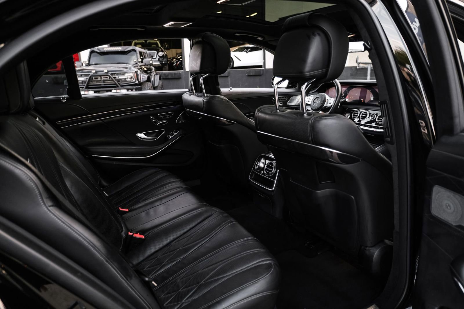 Used 2019 Mercedes-Benz S 63 AMG S 4MATIC Sedan image 37