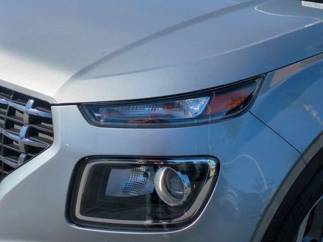 Used 2024 Hyundai Venue SEL FWD image 9