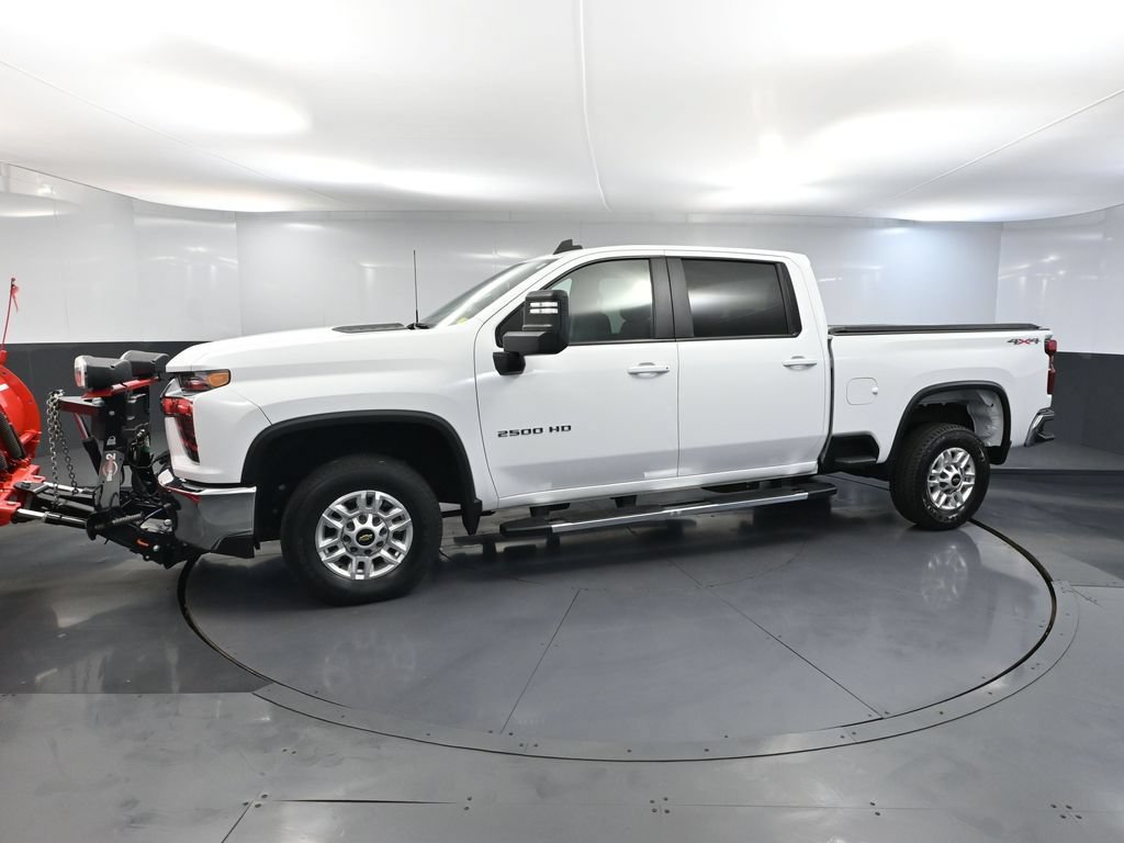 Used 2022 Chevrolet Silverado 2500 LT AWD/4WD image 8