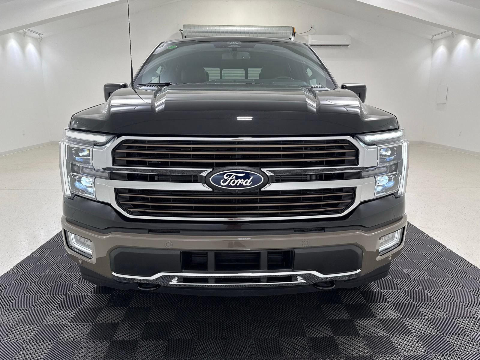 New 2026 Ford F150 King Ranch w/ Equipment Group 601A High AWD/4WD image 2
