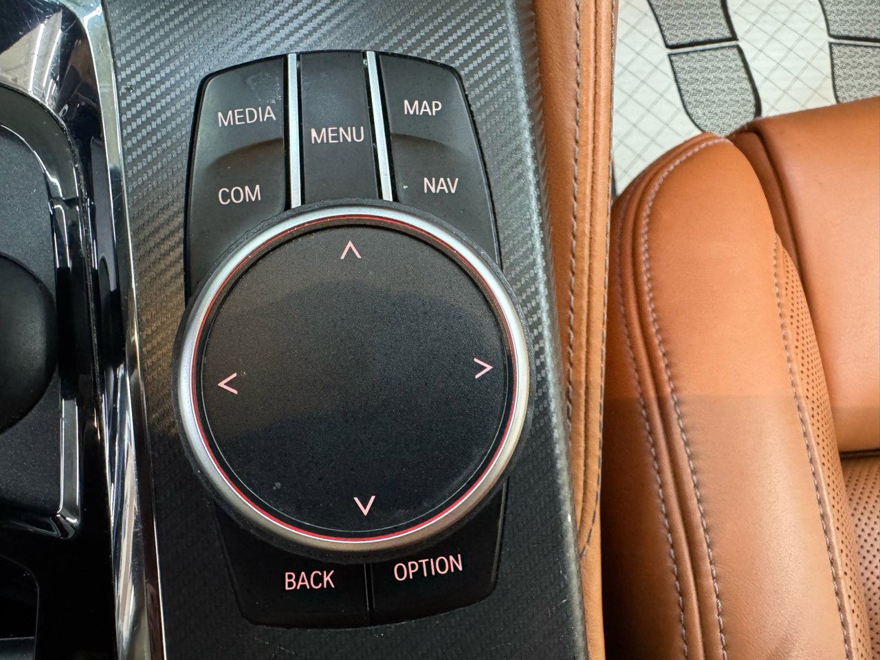 Used 2020 BMW M5 w/ Executive Package image 38