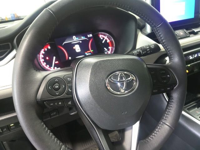 Used 2023 Toyota RAV4 XLE Premium AWD/4WD image 13