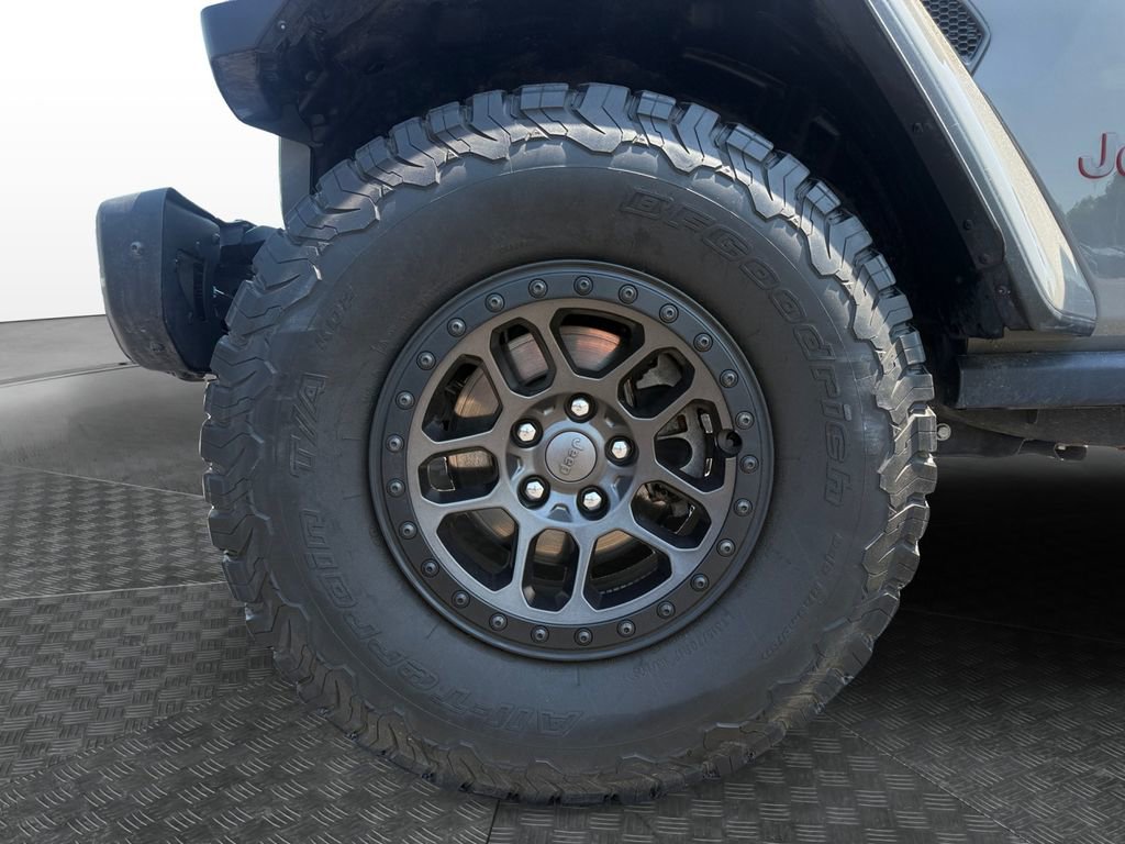 Used 2022 Jeep Wrangler Unlimited Rubicon w/ Xtreme Recon 35" Tire Package AWD/4WD image 20