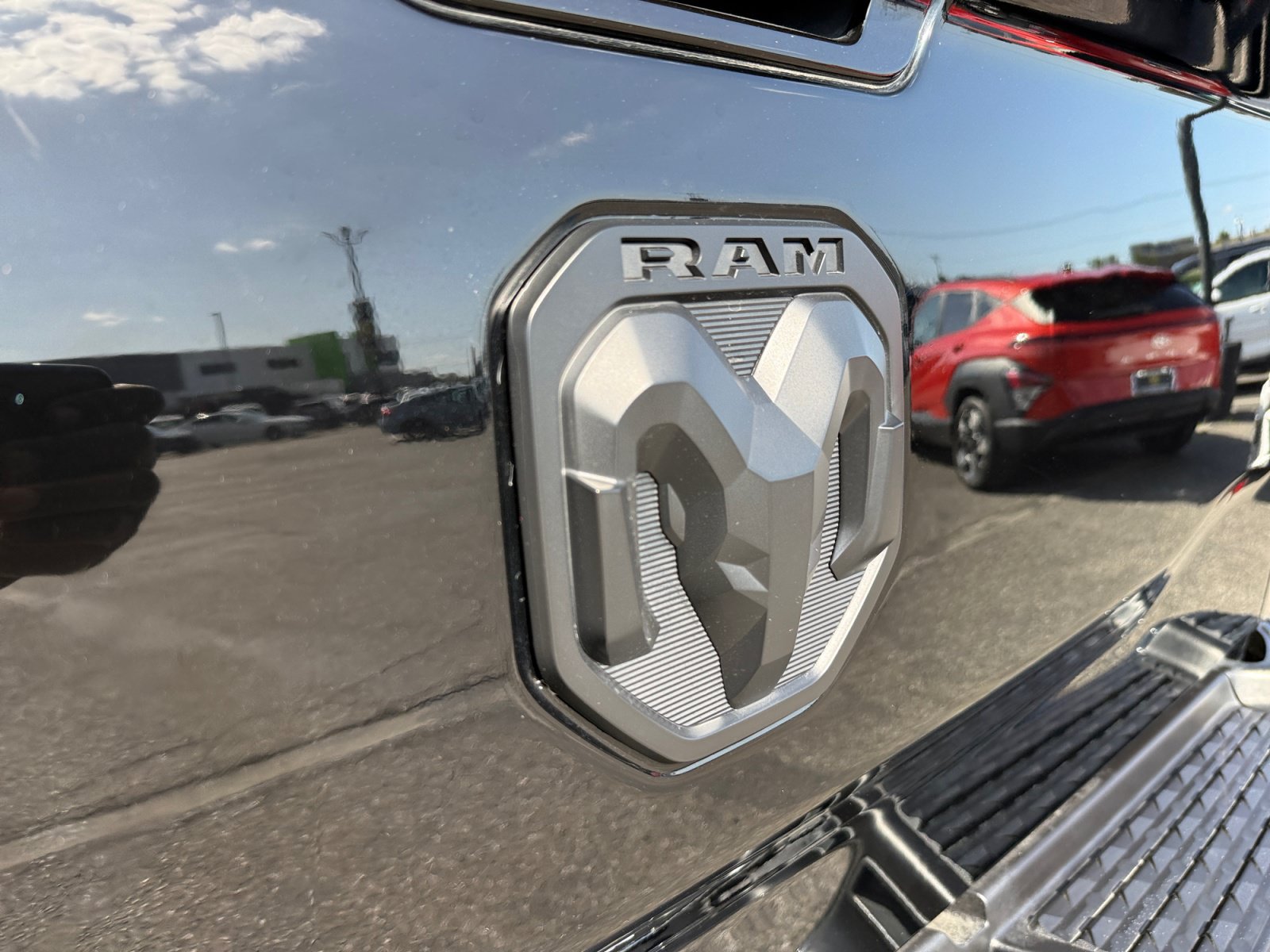 Used 2024 RAM 2500 Laramie w/ Night Edition AWD/4WD image 26