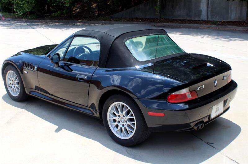 Used 2002 BMW Z3 2.5i image 9