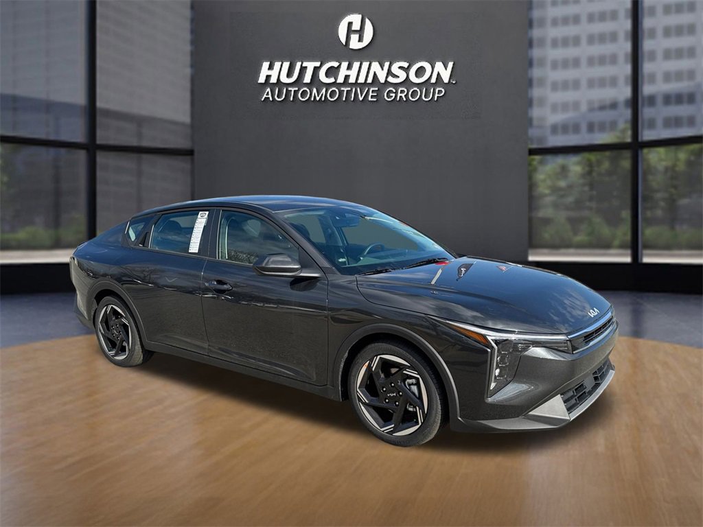 New 2025 Kia K4 EX