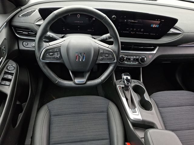 Used 2024 Buick Envista Preferred w/ Convenience I Package FWD image 11